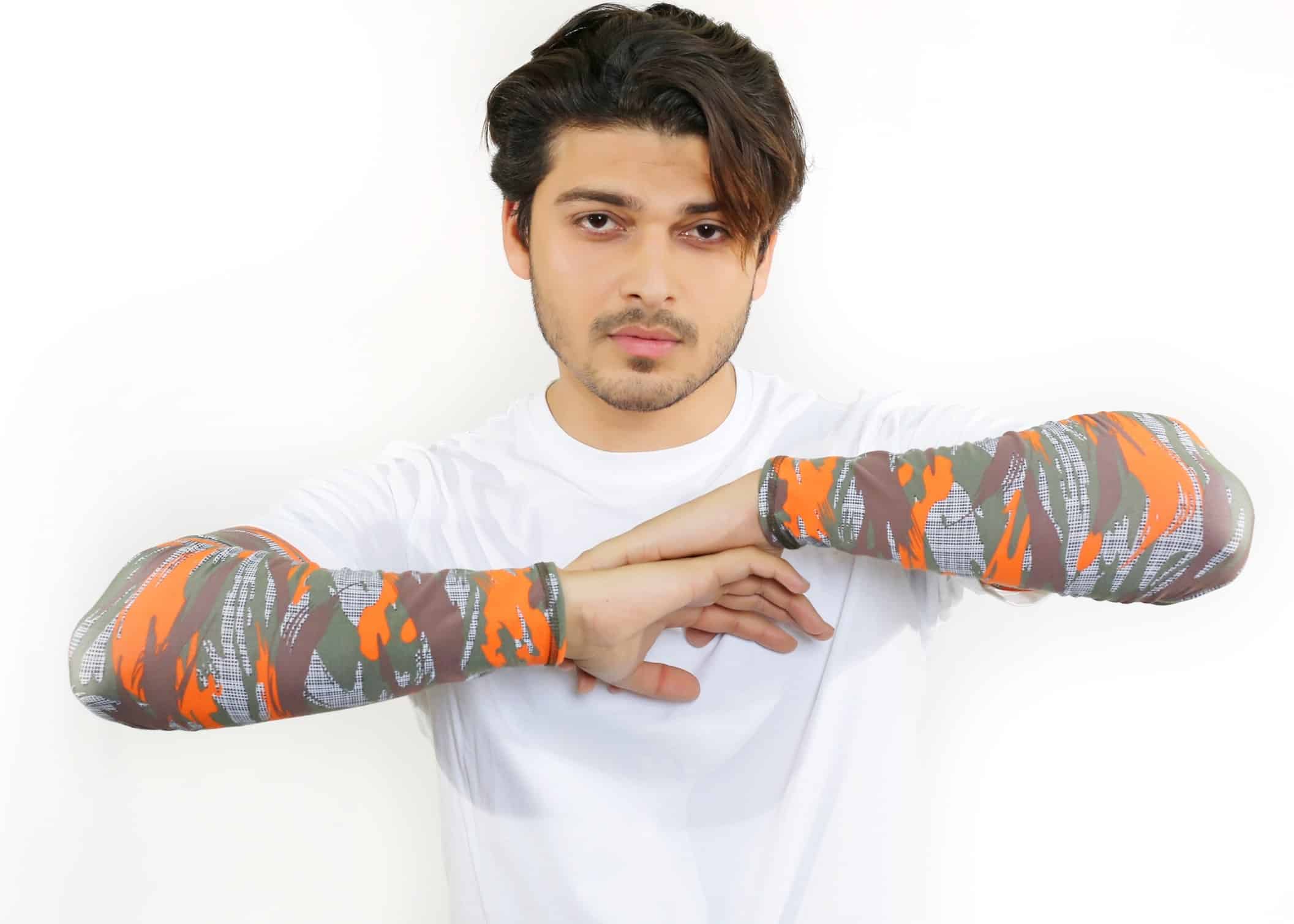 Tangy Orange Hand-Sleeves image 2